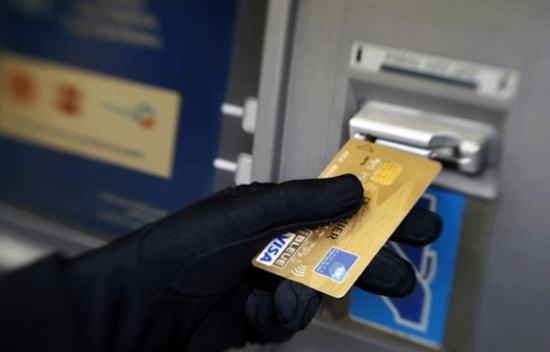 银行信用卡、借记卡被盗刷了怎么办？
